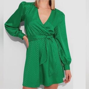 NWT Express Houndstooth Green Wrap Long Sleeve Dress
